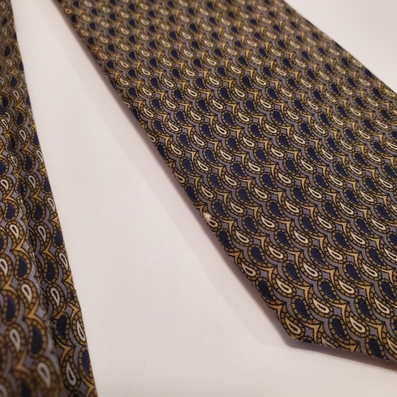 Salvatore Ferragamo Gray Green Geometric Silk Tie Made in Italy - Picture 3 of 7